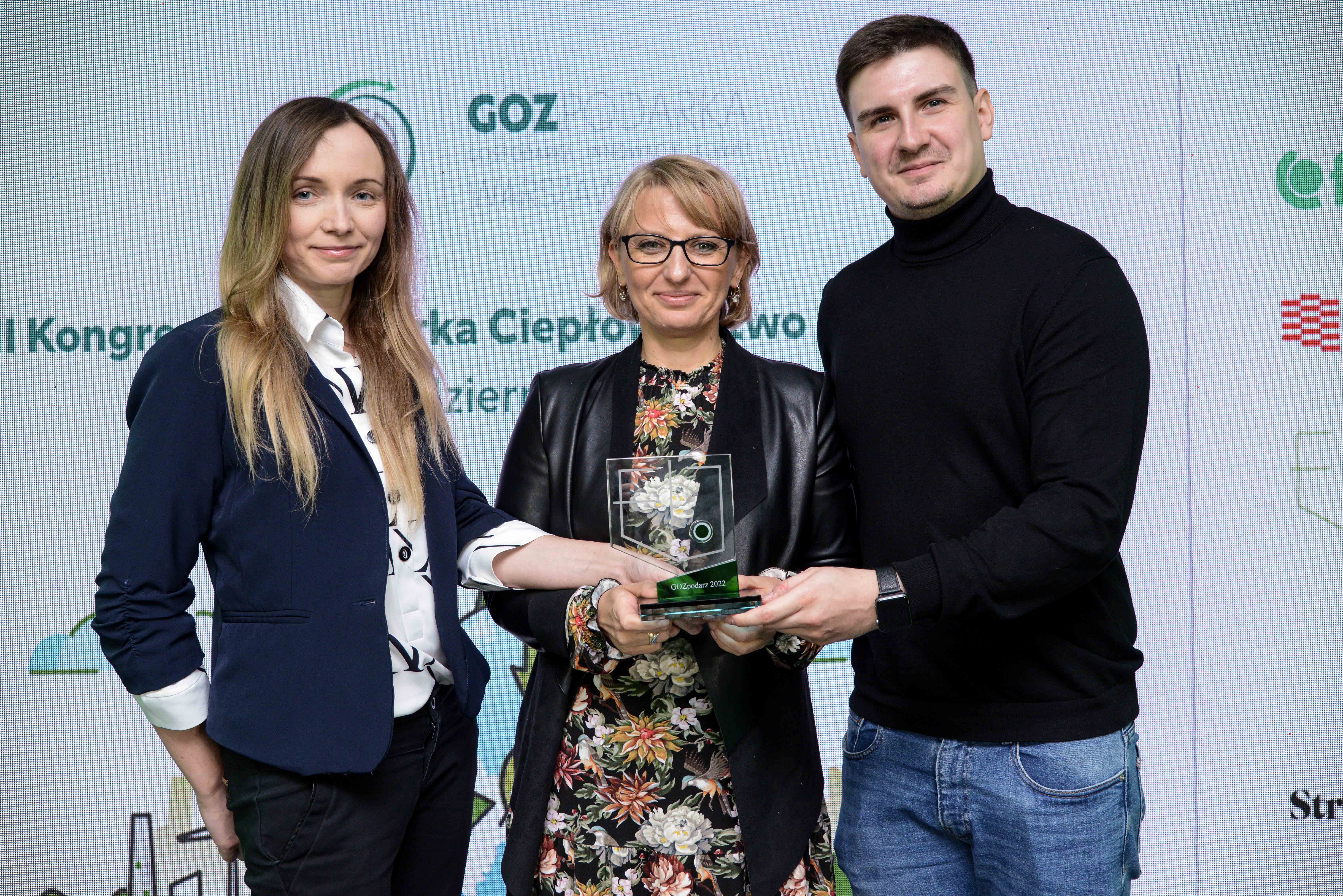 Członkowie projektu SPIN odbierający nagrodę GOZpodarz 2022